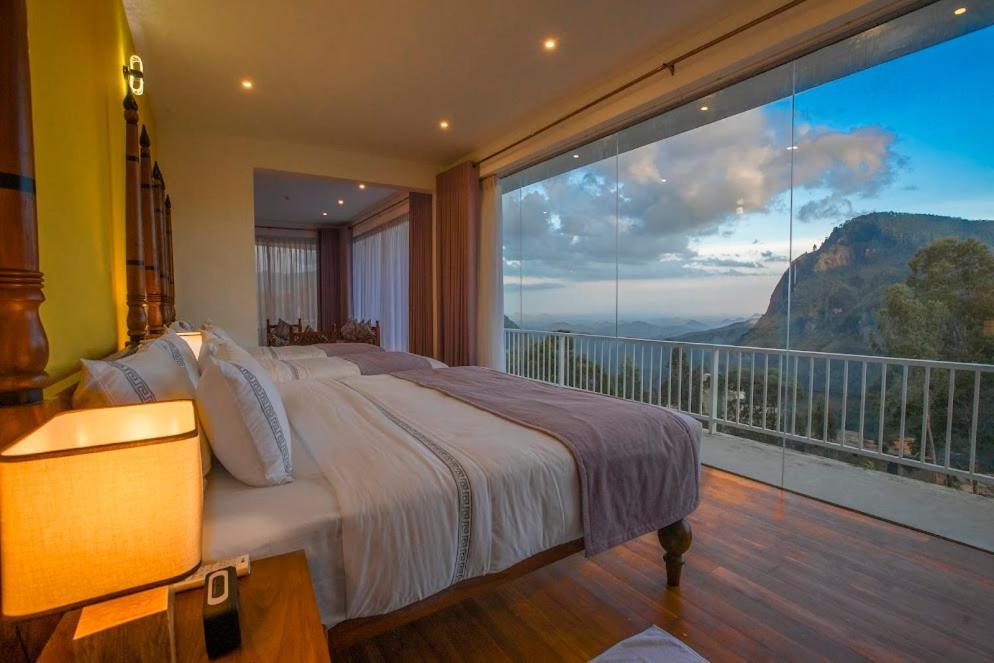 Suite Cuádruple con vistas a la montaña - Cama extragrande
